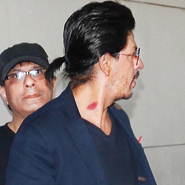 shahrukh khan found with a love bite on his neck