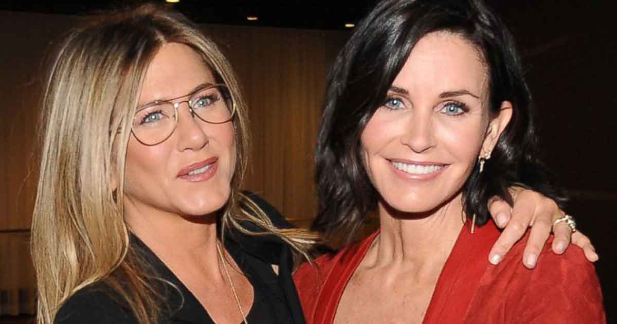 real life struggles faced by courteney cox and jennifer aniston from friends