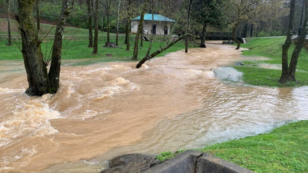 why-some-parts-of-usa-are-prone-to-flash-floods-snarkd