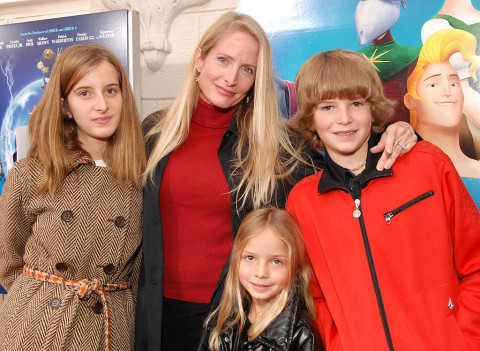 Jane Sibbett With Her Three Amazing Kids Kai Fink, Violet Fink, And Ruby Fink Looking Adorable Together