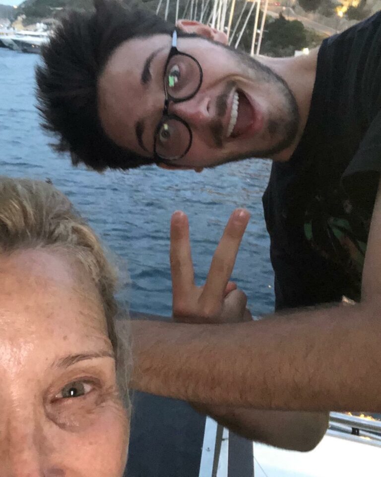 Lisa Kudrow With Her Son Julian Having Fun On Instagram