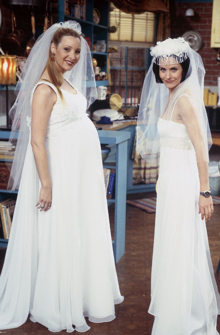The One Where Lisa And Courteney Are Having Fun In The Bridal Dresses