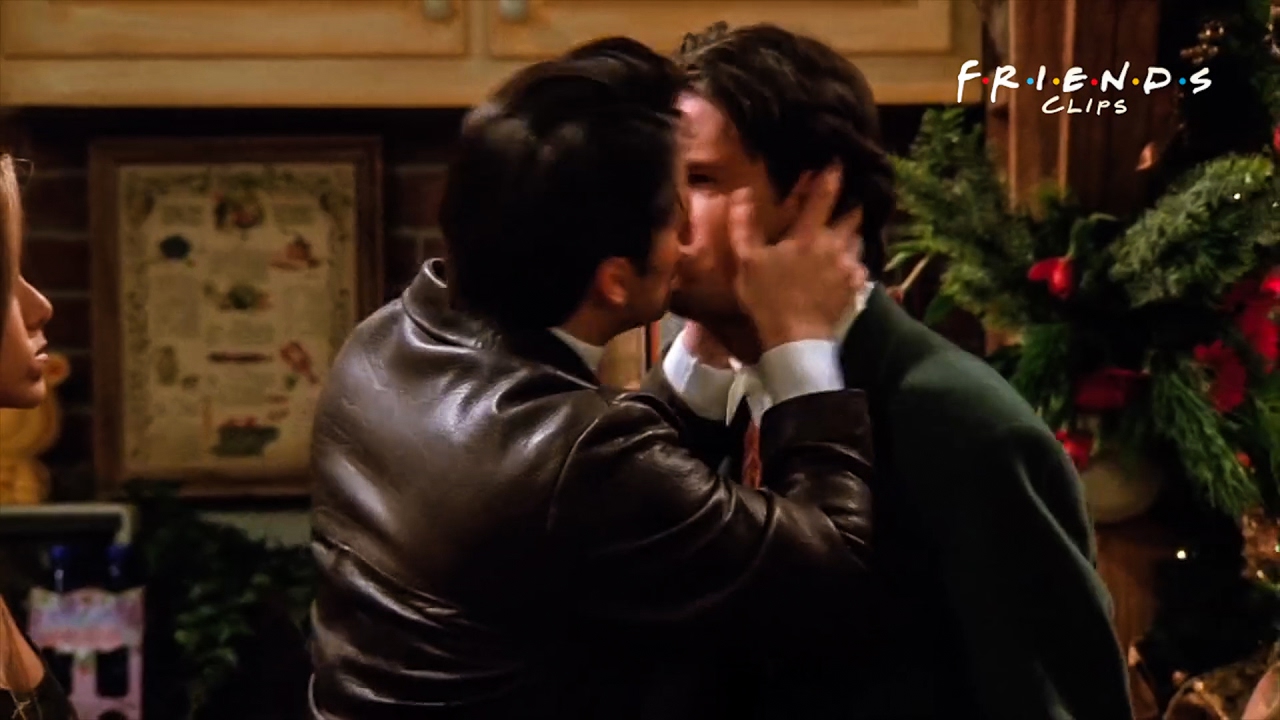 Joey Kisses Chandler On New Years Eve