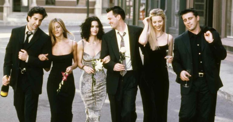 Why So Many People Find Comfort In FRIENDS TV Show